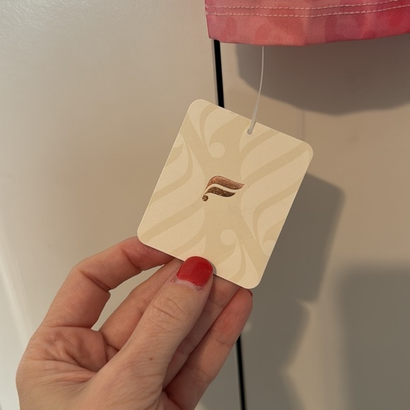 Fabletics Lydia Built-In Bra Tank Ombre Leopard Size XS NWT - Picture 3 of 5